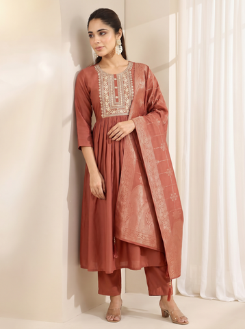 Women's Rust Embroidered Ethnic Kurta Suit Set with Jacquard Dupatta