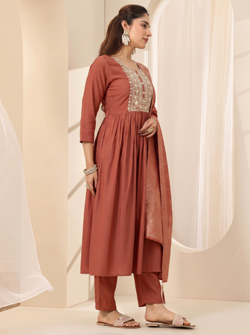 Women's Rust Embroidered Ethnic Kurta Suit Set with Jacquard Dupatta