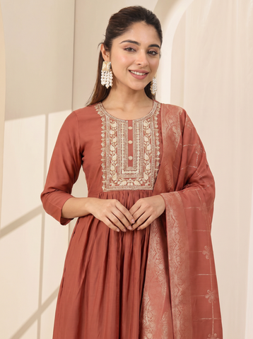 Women's Rust Embroidered Ethnic Kurta Suit Set with Jacquard Dupatta
