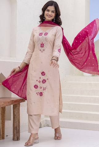 Blush Peach Embroidered Kurta Set with Rani Pink Banarasi Dupatta