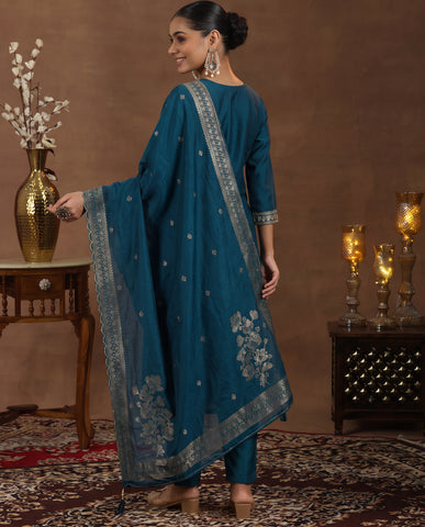 Women's Ethnic Teal Embroidered Kurta Suit Set With Dupatta