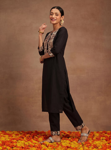 Women's Black Cotton Embroidered Kurta Set with Pants